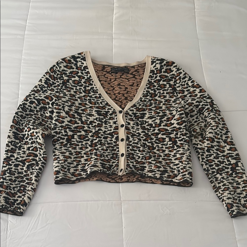 Urban Outfitters Cropped Cheetah Print Sweater
